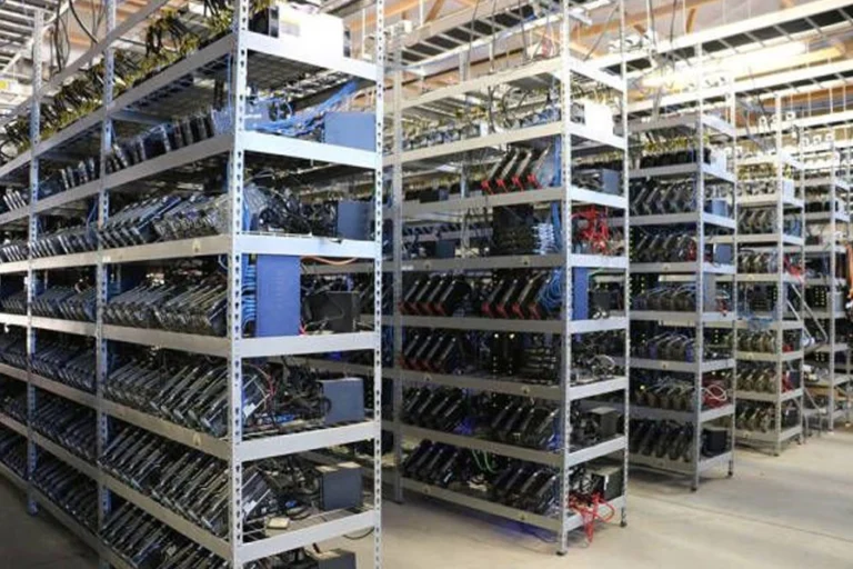 Stormsmedia Sues Giga Watt, Inc. in ICO Class Action Blockbuster